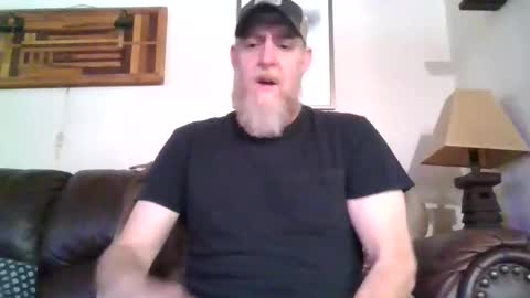 Snapshot of moeblick chatting on 01.06.25 moeblick online show from 01.06.25