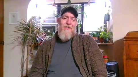 Snapshot of moeblick chatting on 01.28.25 moeblick online show from 01.28.25