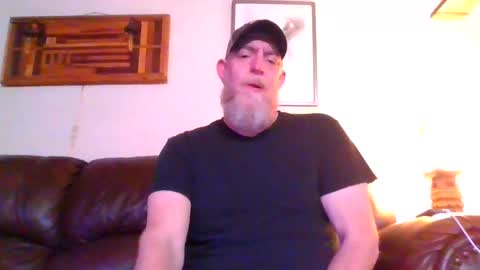 Snapshot of moeblick chatting on 02.10.25 moeblick online show from 02.10.25