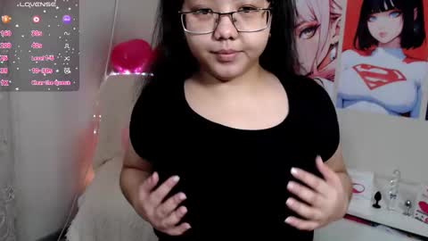 Snapshot of moertomlly chatting on 02.18.25 Molly online show from 02.18.25