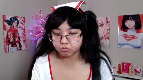 Molly online show from 11.11.25