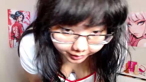 Molly online show from 11.20.25