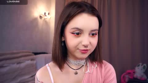 My name is Eda online show from 10.09.25