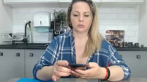 erika online show from 03.07.25