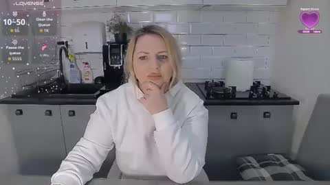 erika online show from 03.04.26