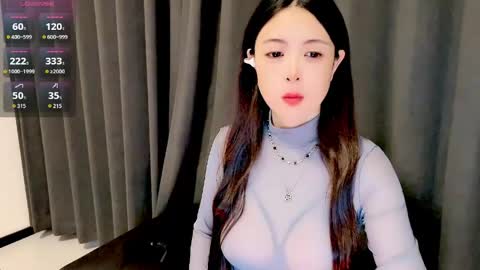Snapshot of moli666 chatting on 05.11.26 Alice online show from 05.11.26