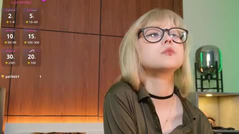 moliqin online show from 04.16.26