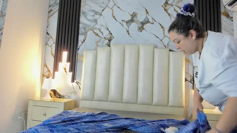 Hey Guys  Im Mollie online show from 02.03.25