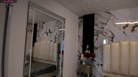 Hey Guys  Im Mollie online show from 09.09.25