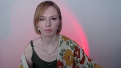 Snapshot of mollilove chatting on 05.16.26 mollilove online show from 05.16.26