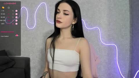 Molly - online show from 10.31.25