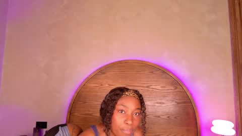 Snapshot of molly_jackson chatting on 05.15.26 Molly Jackson online show from 05.15.26