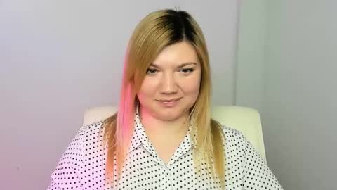 Molly online show from 01.25.25