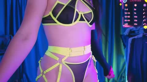 Snapshot of molly_phoenix chatting on 12.03.25 Molly online show from 12.03.25