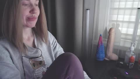 Snapshot of molly_royse chatting on 01.25.25 I have new photos come and see with love Molly online show from 01.25.25