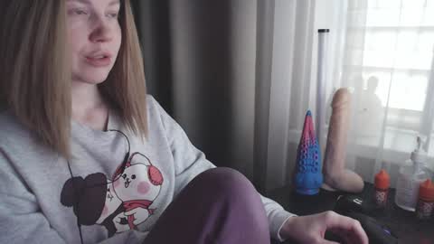 Snapshot of molly_royse chatting on 02.02.25 I have new photos come and see with love Molly online show from 02.02.25