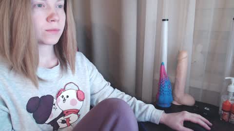 Snapshot of molly_royse chatting on 02.02.25 I have new photos come and see with love Molly online show from 02.02.25