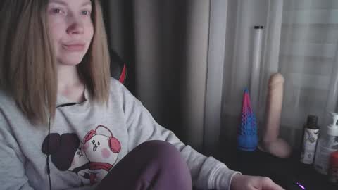 Snapshot of molly_royse chatting on 02.10.25 I have new photos come and see with love Molly online show from 02.10.25