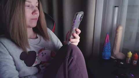 Snapshot of molly_royse chatting on 02.16.25 I have new photos come and see with love Molly online show from 02.16.25