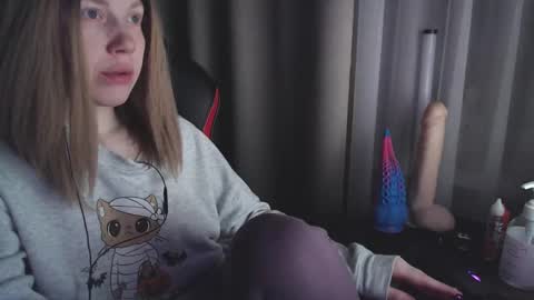 Snapshot of molly_royse chatting on 02.21.25 I have new photos come and see with love Molly online show from 02.21.25