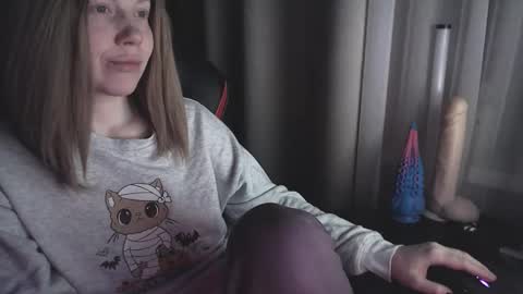 Snapshot of molly_royse chatting on 02.28.25 I have new photos come and see with love Molly online show from 02.28.25