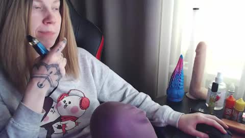 Snapshot of molly_royse chatting on 03.07.25 I have new photos come and see with love Molly online show from 03.07.25