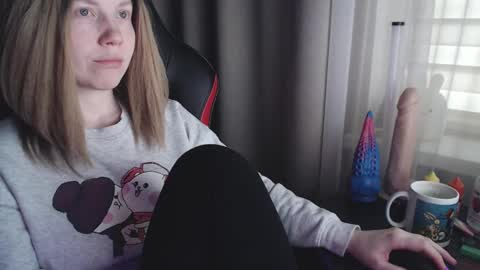 Snapshot of molly_royse chatting on 03.12.25 I have new photos come and see with love Molly online show from 03.12.25