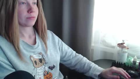 Snapshot of molly_royse chatting on 09.15.25 I have new photos come and see with love Molly online show from 09.15.25