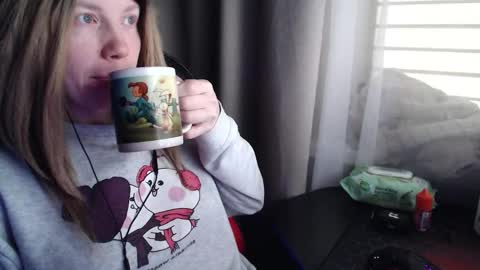 I have new photos come and see with love Molly online show from 11.22.25