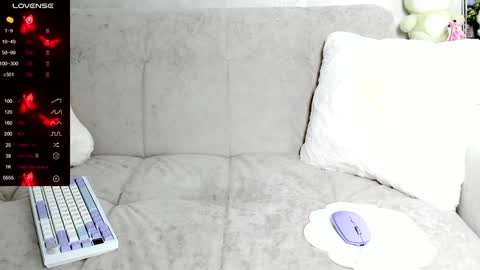 Snapshot of molly_sweetbaby chatting on 01.10.25 Ill tell you when were private online show from 01.10.25