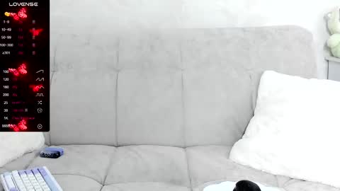 Snapshot of molly_sweetbaby chatting on 03.10.25 Ill tell you when were private online show from 03.10.25