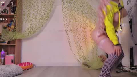 mollychan online show from 03.25.26