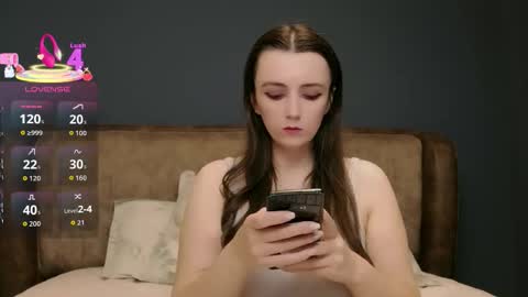 Snapshot of mollygreens chatting on 04.19.26 Molly online show from 04.19.26