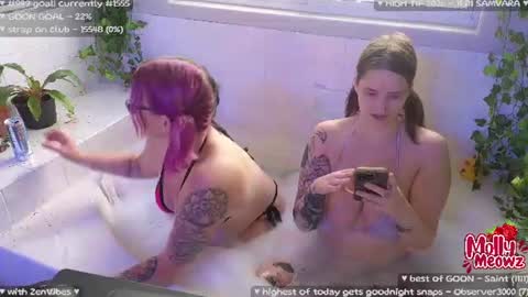 Snapshot of mollymeowz chatting on 06.30.26 meowz online show from 06.30.26