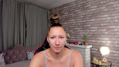 Snapshot of mollynay chatting on 06.08.26 hi im Molly heregreat boobs big heart warm pussy online show from 06.08.26