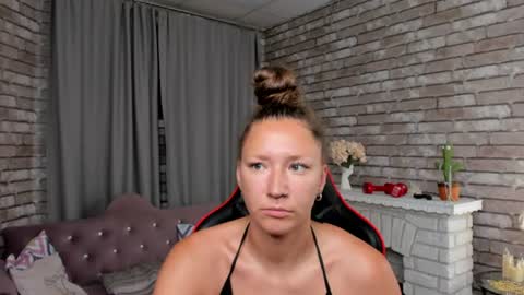 Snapshot of mollynay chatting on 06.29.26 hi im Molly heregreat boobs big heart warm pussy online show from 06.29.26