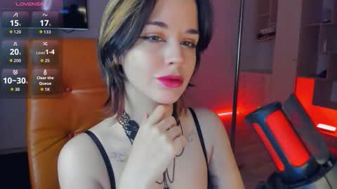 Molly online show from 11.12.25