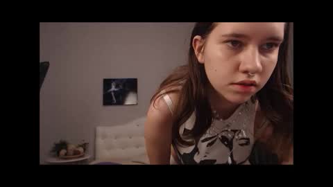 Molly online show from 11.24.25