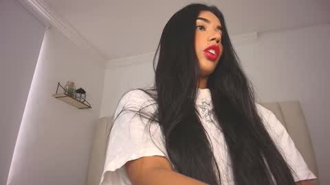 Molly  online show from 12.03.24