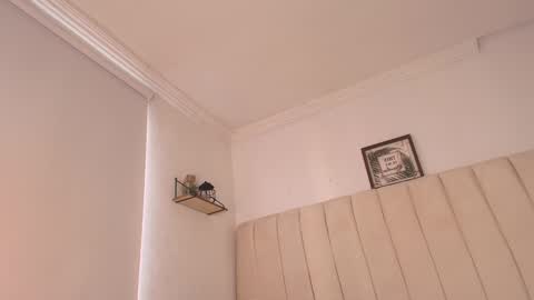 Molly  online show from 01.30.25