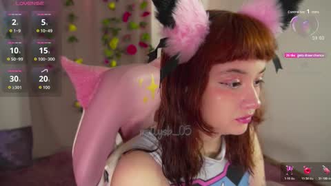 mollysb_05 online show from 11.26.25