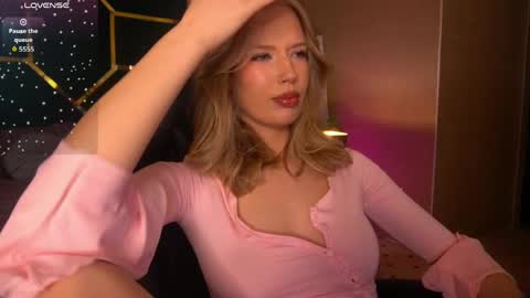 mollyymayy online show from 05.10.26