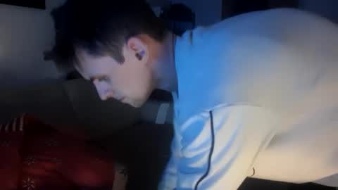 Snapshot of molnaratti14 chatting on 01.20.25 Oszkr online show from 01.20.25