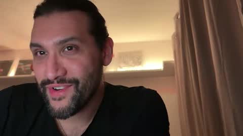 molten_escargot online show from 12.16.24