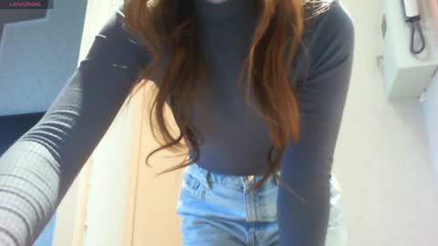 Hailey online show from 04.12.26