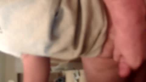 Snapshot of mommy8992 chatting on 02.04.25 Tommy online show from 02.04.25