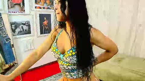 Snapshot of mommyjeva chatting on 01.11.26 Mommy Jeva online show from 01.11.26