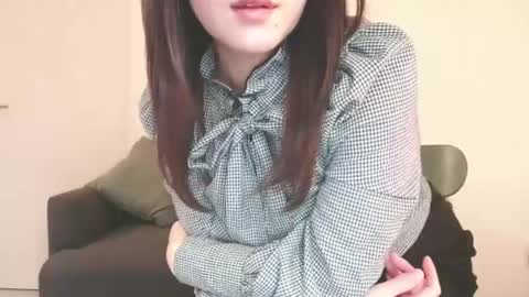 Momo online show from 01.23.25