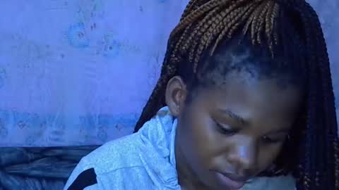 momsdoll online show from 01.19.26