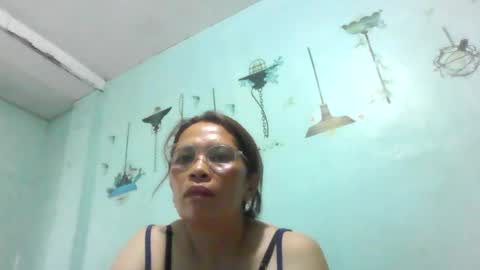 Snapshot of momshe_sweet chatting on 08.02.26 momshe_sweet online show from 08.02.26